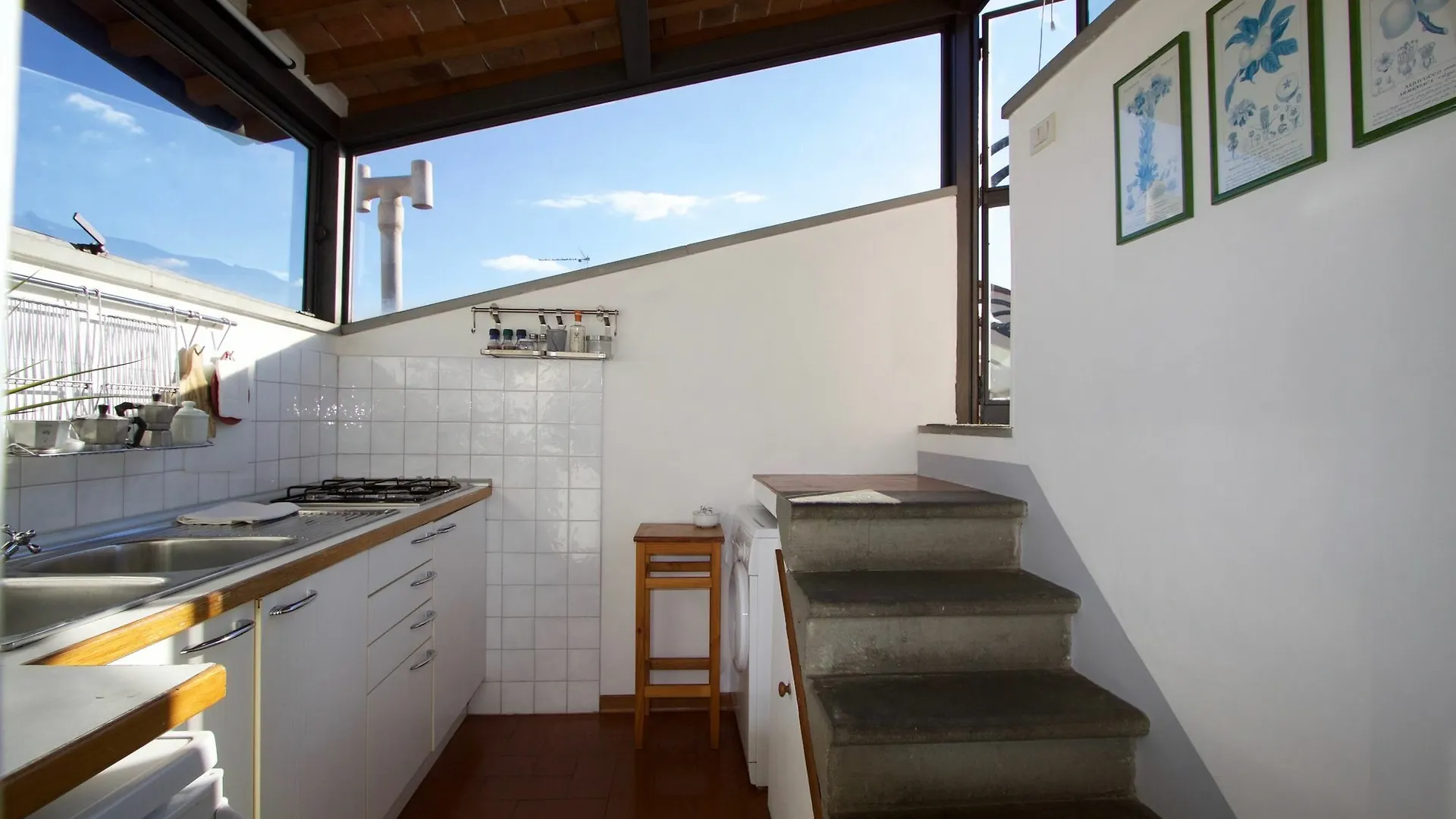 Under The Dome Apartment Florence