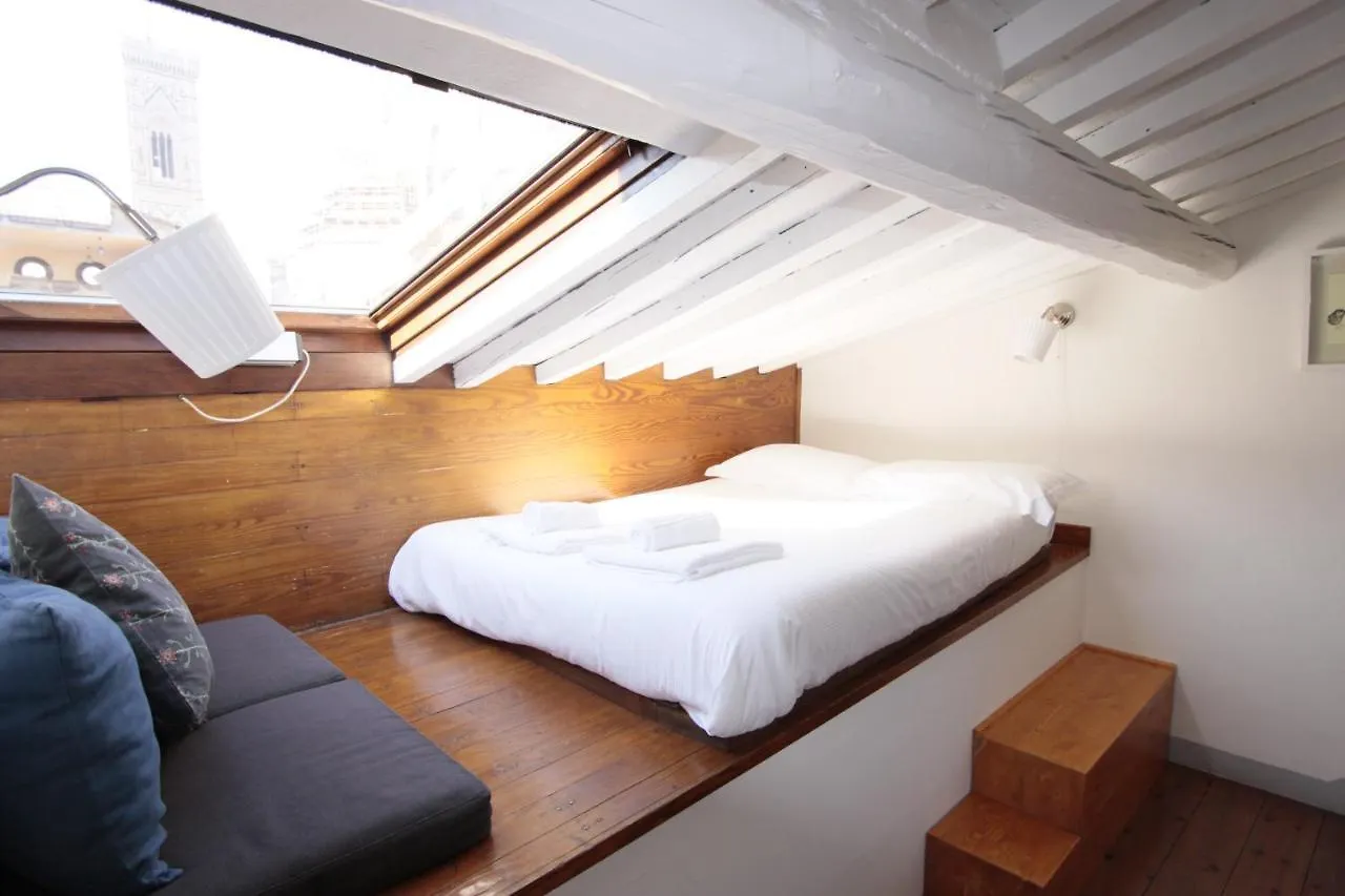 Under The Dome Apartment Florence